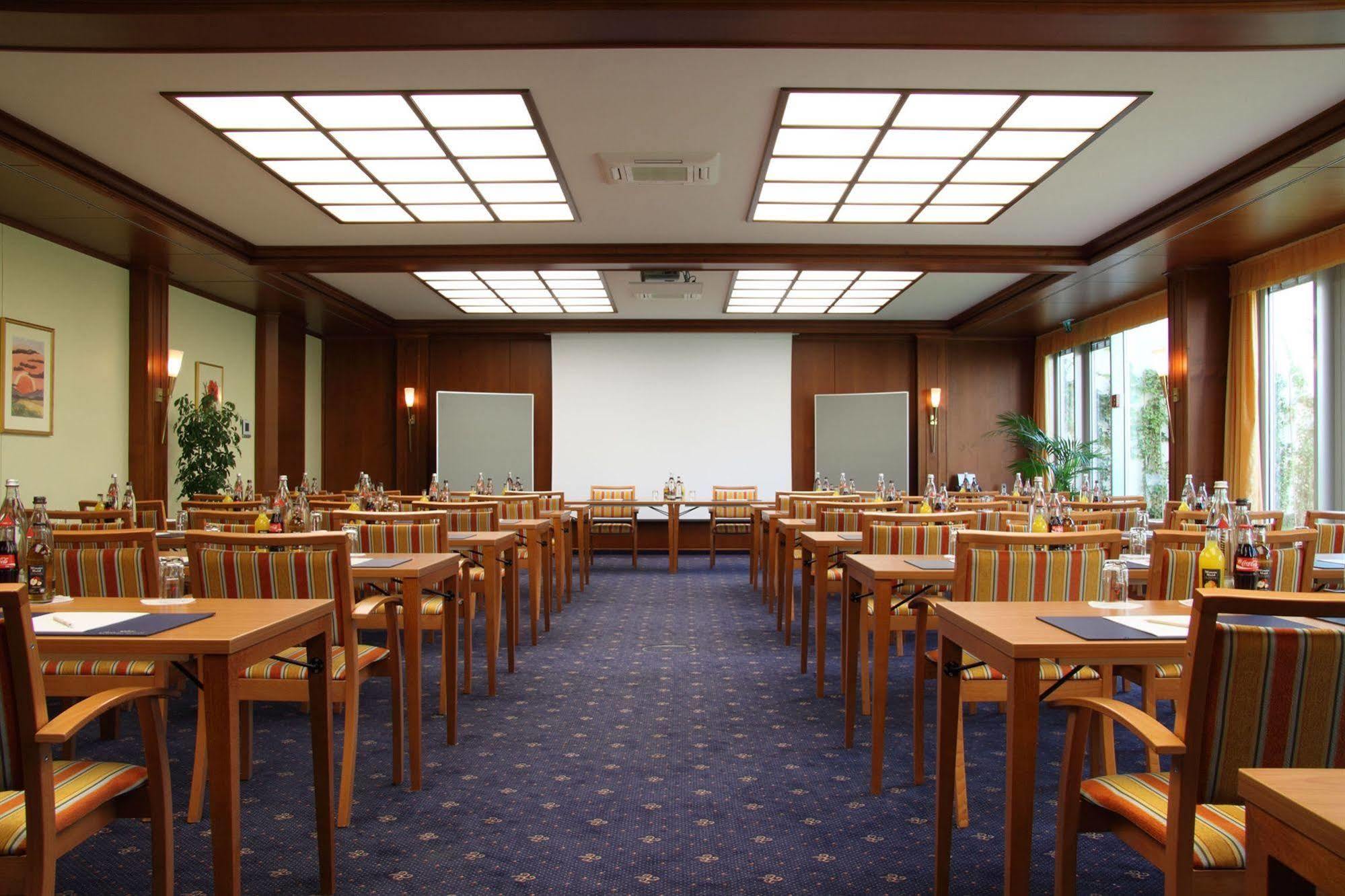 Hotel Am Schlosspark Zum Kurfuerst Oberschleißheim Bekvämligheter bild
